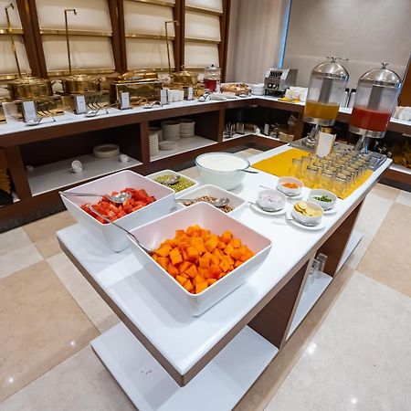 Arcadia Hotel Varanasi Ngoại thất bức ảnh